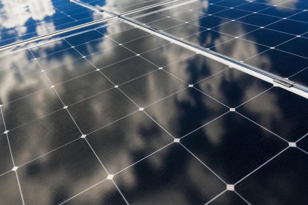 Cellules de panneau solaire en gros plan